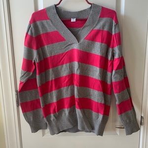 Gap sweater